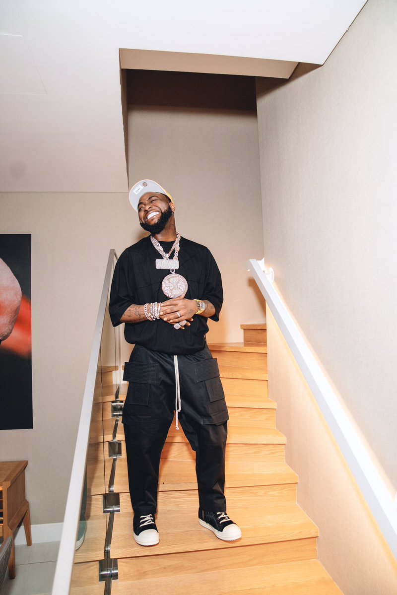 bigwiziii's tweet image. I’m the most HÄTËD artiste  in Nigeria 🇳🇬—- Davido