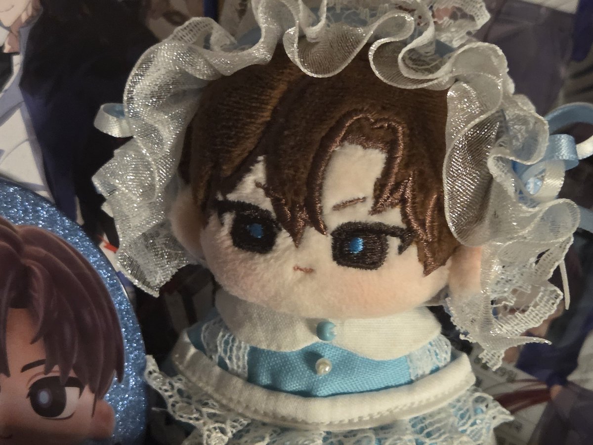 S2onXj's tweet image. 여러분 저희집 요원님인데 혹시 메이드 최 그려보실 분