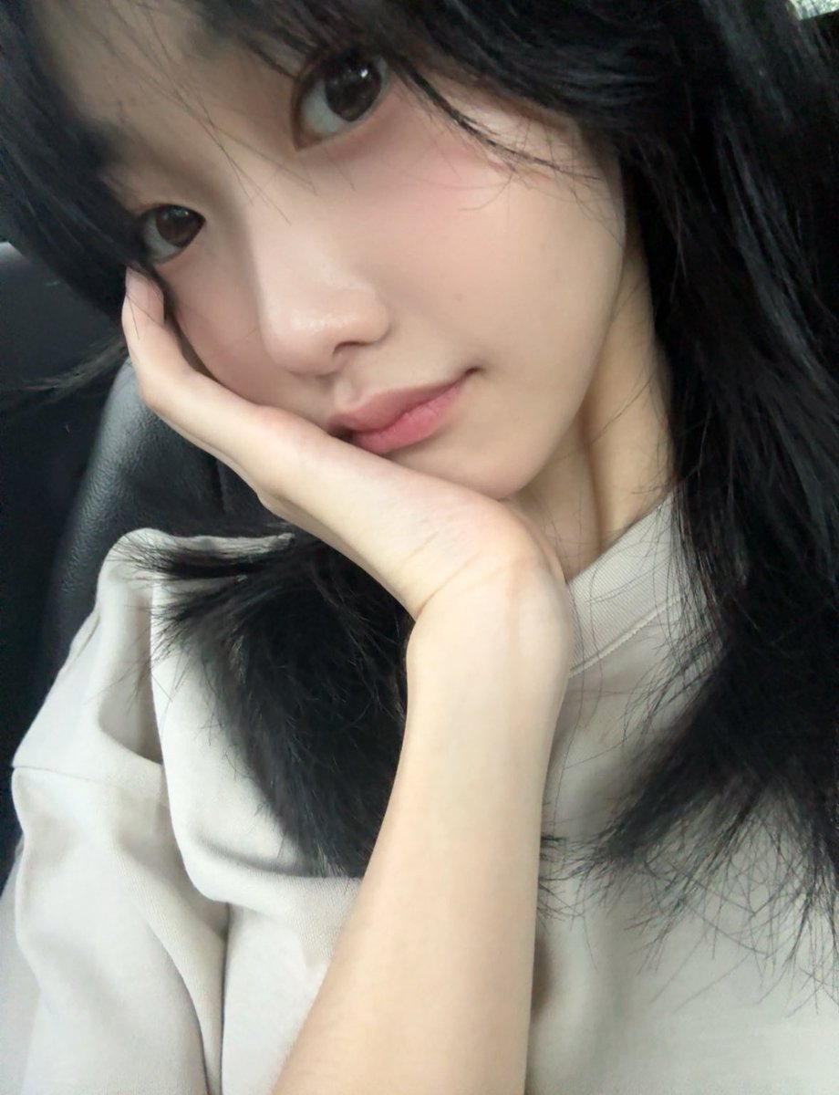 M_OlineJKT48's tweet image. Kmrn agak cuti dikit #RabOline