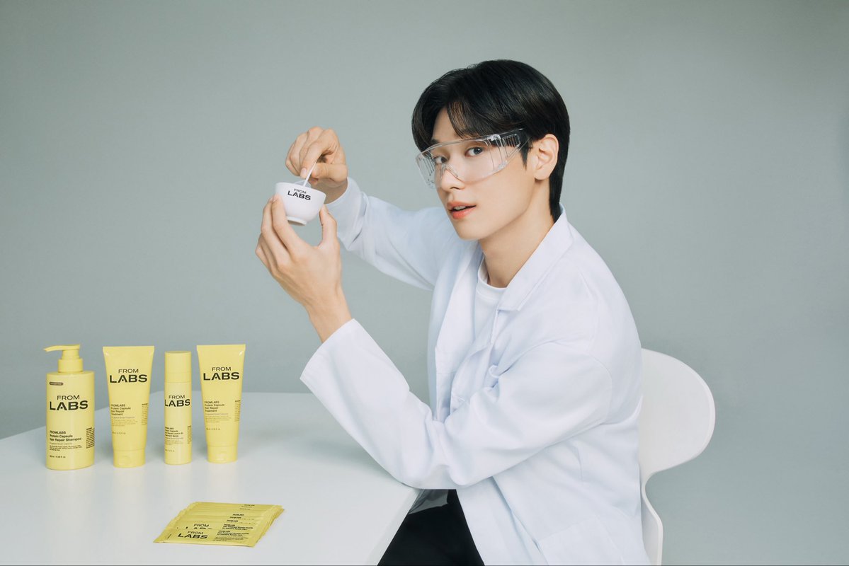 Fromlabs_kr's tweet image. : ̗̀ 마지막 컷. 최초 공개. ˎˊ:

지친 목요일 힘나게 해줄 💦
부들부들하다 부들부들한 (｡･･｡) 〰
반짝반짝하다 반짝반짝한 (｡･･｡) ✨

프롬랩스 명예 연구원 주연 컷 대💛공💛개