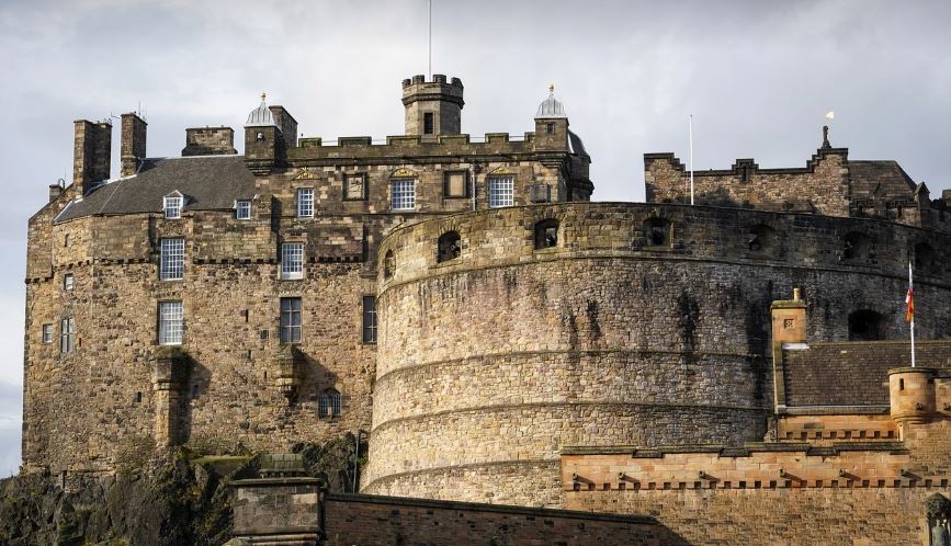 HolisTechCMMS's tweet image. Another castle today! It&apos;s imposing Edinburgh Castle in Scotland! Our #HolisTech #CMMS isn&apos;t managing the #maintenance as yet but while we work on that, we&apos;ll be happily supporting our current customers! Go to smpltd.co.uk for more on HolisTech and all of our services