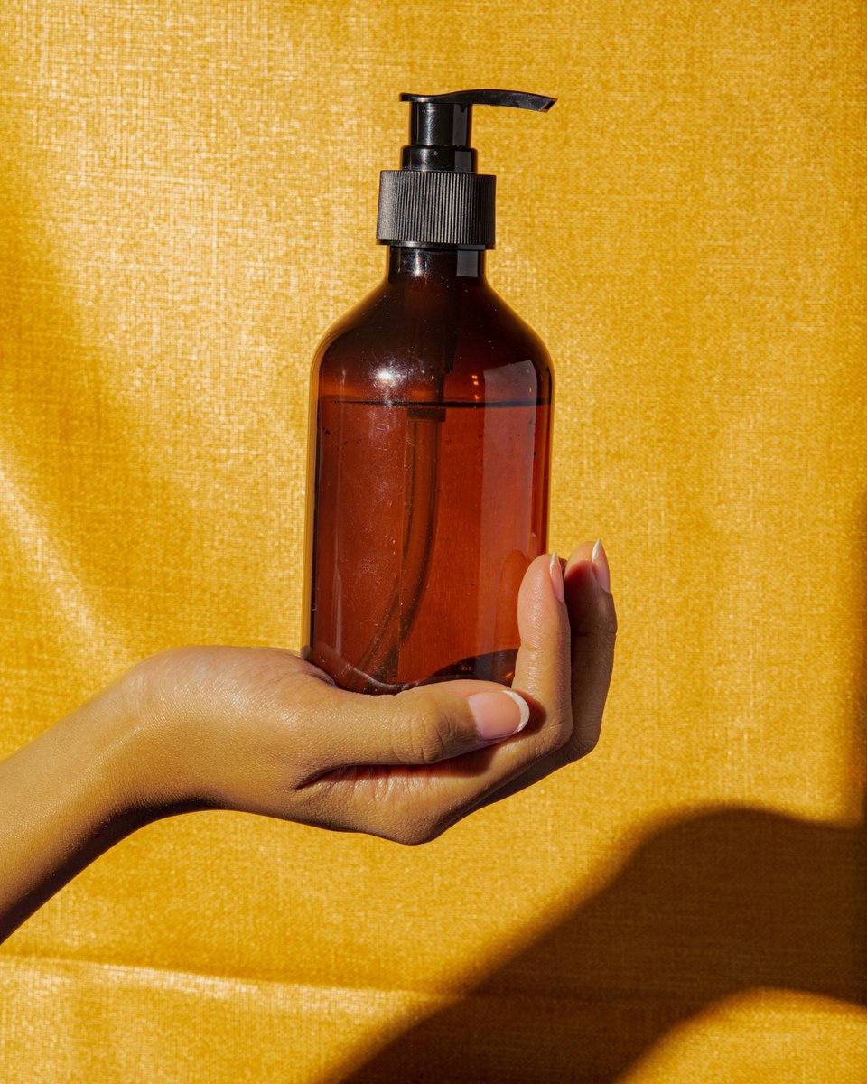 SuperUnide's tweet image. 🧼 El jabón de manos líquido se puede mezclar con unas gotas de glicerina. Así evita que la piel se reseque en otoño.

🎯unide-mirasierraclarin.es

#cuidado #piel #unide