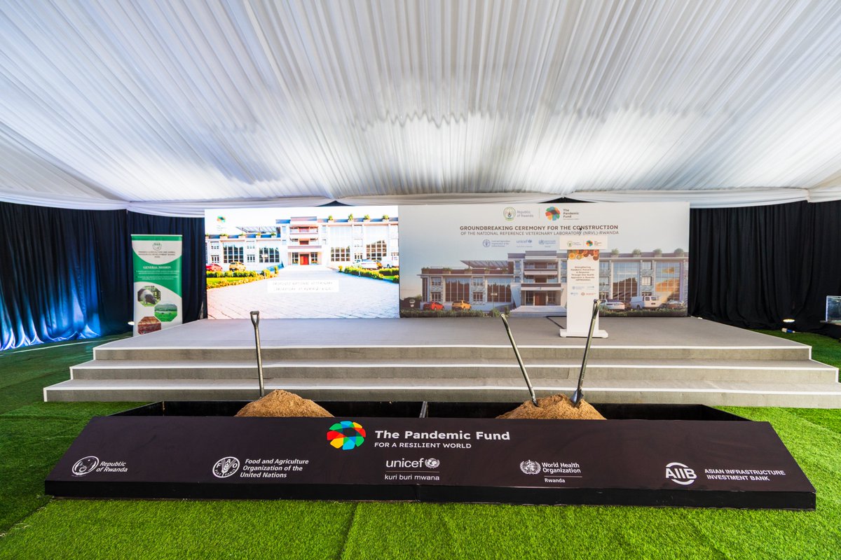 emsrwanda's tweet image. History demands an unshakeable technical platform.   We delivered #FlawlessExecution for The @Pandemic_Fund&apos;s Groundbreaking Ceremony, guaranteeing stability for Rwanda, WHO, UNICEF, FAO, AIIB. Every speaker heard. Every brand represented. This is #TechnicalMastery.  #RCBRwanda