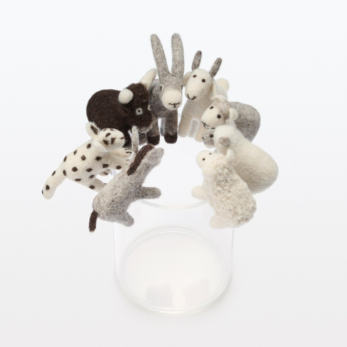 muji_net's tweet image. キルギスのウールフェルトを使った、動物シリーズです。