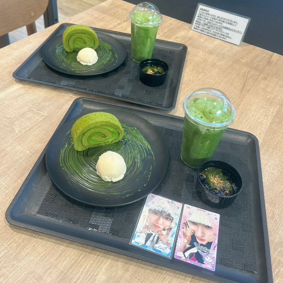 _skynyan's tweet photo. 今年の思い出 るるすか🤍🖤 https://t.co/iwlULNrMBd
