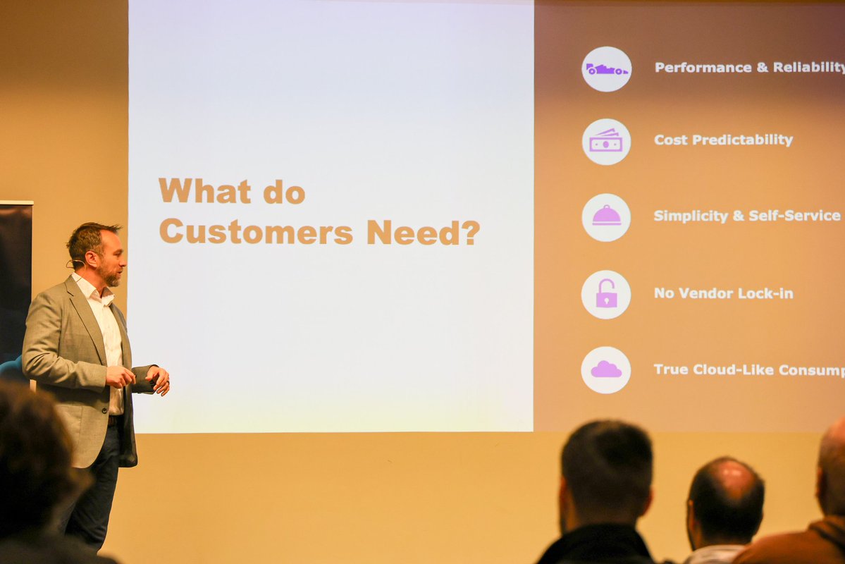 Keynote talk by John White from <a href="/ussignalcom/">US Signal</a> about making a difference with <a href="/CloudStack/">Apache CloudStack</a> 

#CloudStackCollab