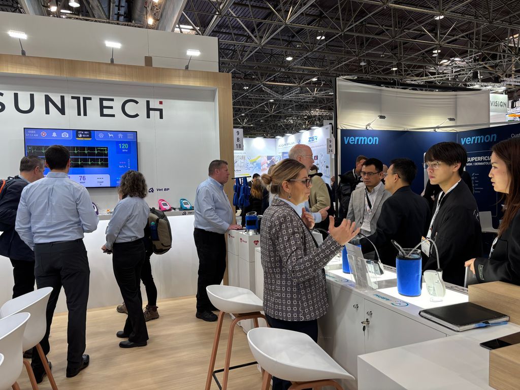 suntechmed's tweet photo. Big thanks to everyone who has visited us at MEDICA so far in Hall 9, Booth B18!

It’s been an incredible week of great conversations, product demos, reconnecting with trusted partners, and making valuable new connections from around the world. 

Safe travels home and thank you! https://t.co/gSAM0XLs2G