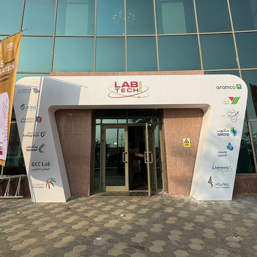 su_sa70's tweet image. سعيدة وفخورة جداً باختياري للمشاركة في مؤتمر LabTech 2025، بحضور سيدي صاحب السمو الملكي الأمير محمد بن عبدالعزيز آل سعود، أمير منطقة جازان، ونائبه.
تجربة أعتز فيها كثير، ودافع كبير يكمل طموحي ويساند خطواتي القادمة بإذن الله.

#LabTech_2025
#LabTech2025
#JICS
#Jazan #SaudiArabia