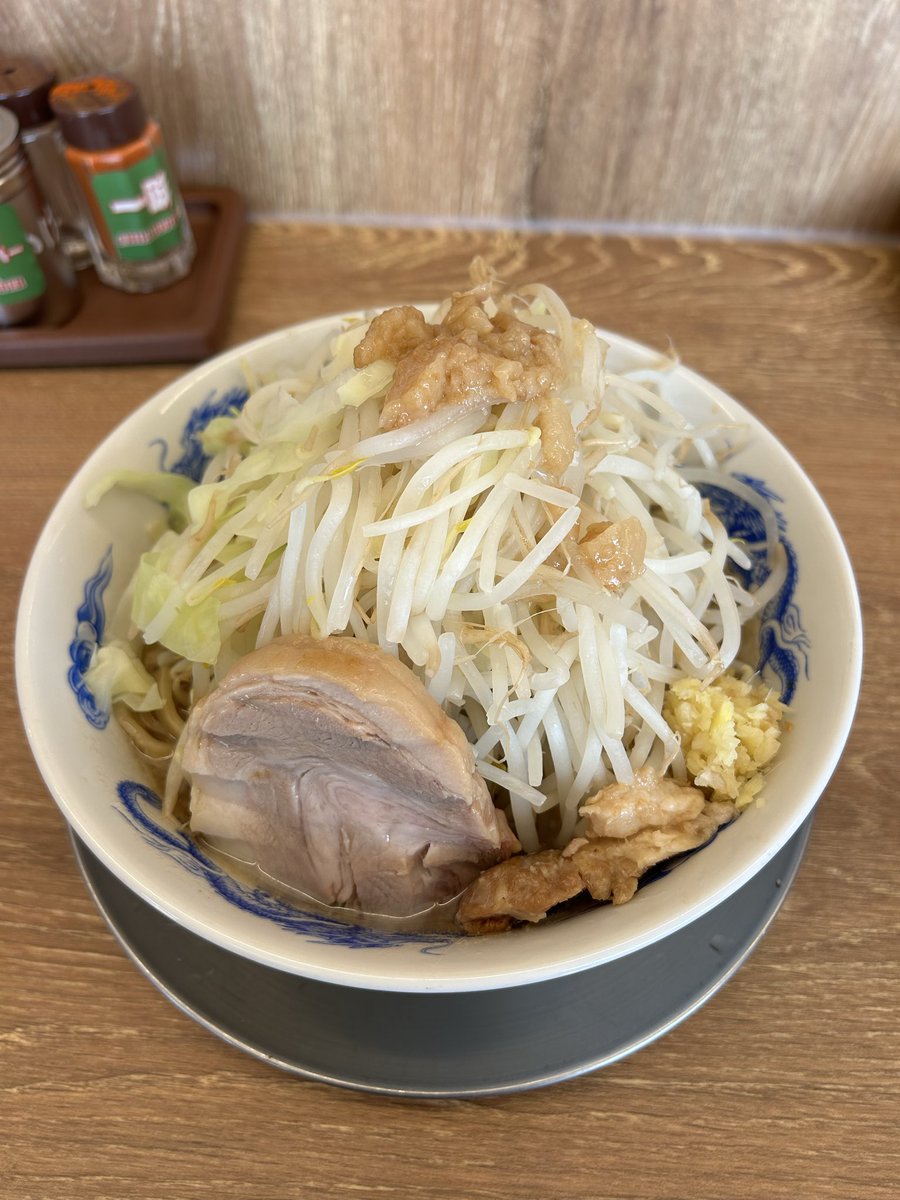 after5days's tweet photo. ジャンクガレッジ@埼玉加須
ラーメン（並/YAs生姜/¥840）
13:18訪問。麺柔らかめにするの忘れた💦 でも美味かった(^^) https://t.co/RzTk8bpbZ2