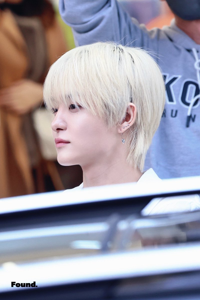 Foundyou_0314's tweet photo. 251120 MENOKIN

#JIHOON #지훈 #ジフン 
#트레저 #TREASURE https://t.co/Ll54izSVQF