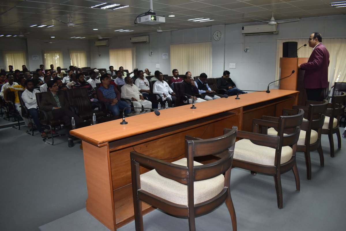 IcarCcri's tweet photo. A live webcast of the 21st installment of PM-KISAN was organized at ICAR-CCRI with farmers from Nagpur and Amravati districts of Maharashtra. https://t.co/AlLdZA0LAZ