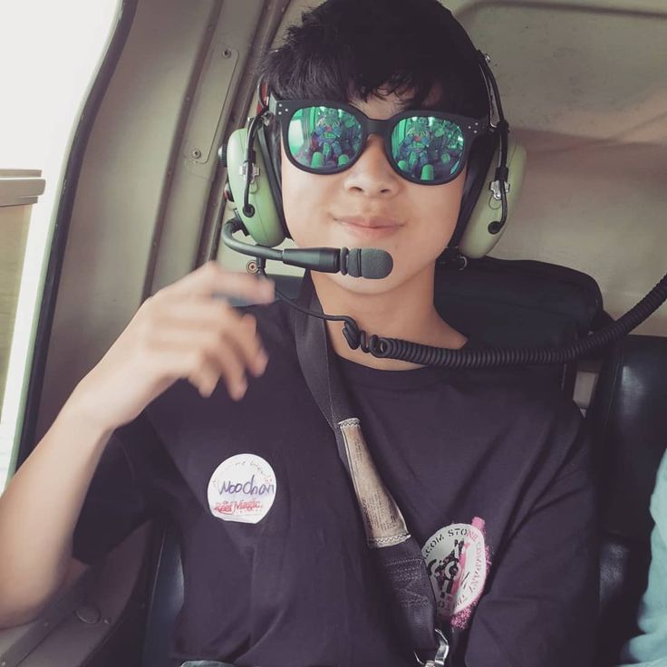 jwoocham's tweet image. Got shining glasses but you&apos;re the only one who&apos;s shining in my heart &amp;lt;3