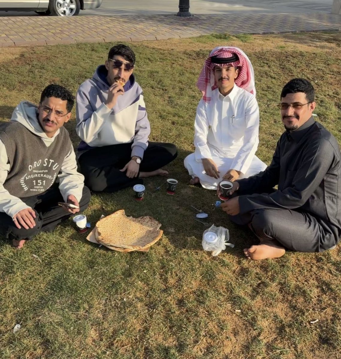 huda28n's tweet image. — ابو معيض يتعب الواحد بكرمه /
شُجاع ، صنديد ، فارِس ، شَهم ، مِقدام ، كفوّ ، مطنُوخ ، كريمَ ، قويّ ، سمْح ، شيخ ، عطيبُ المَضاريب ، ذعار ، بَطل ، أًشوَسُ ، أَسَد ، مِقْدَام ، قوي ، رجل ، كفو ، صقر ، بطل ، ذيبان ، نسر ، مطنوخ ، ذيب ، فَتَّاك ، بَتار ، مقدام ، صارم🫡💛