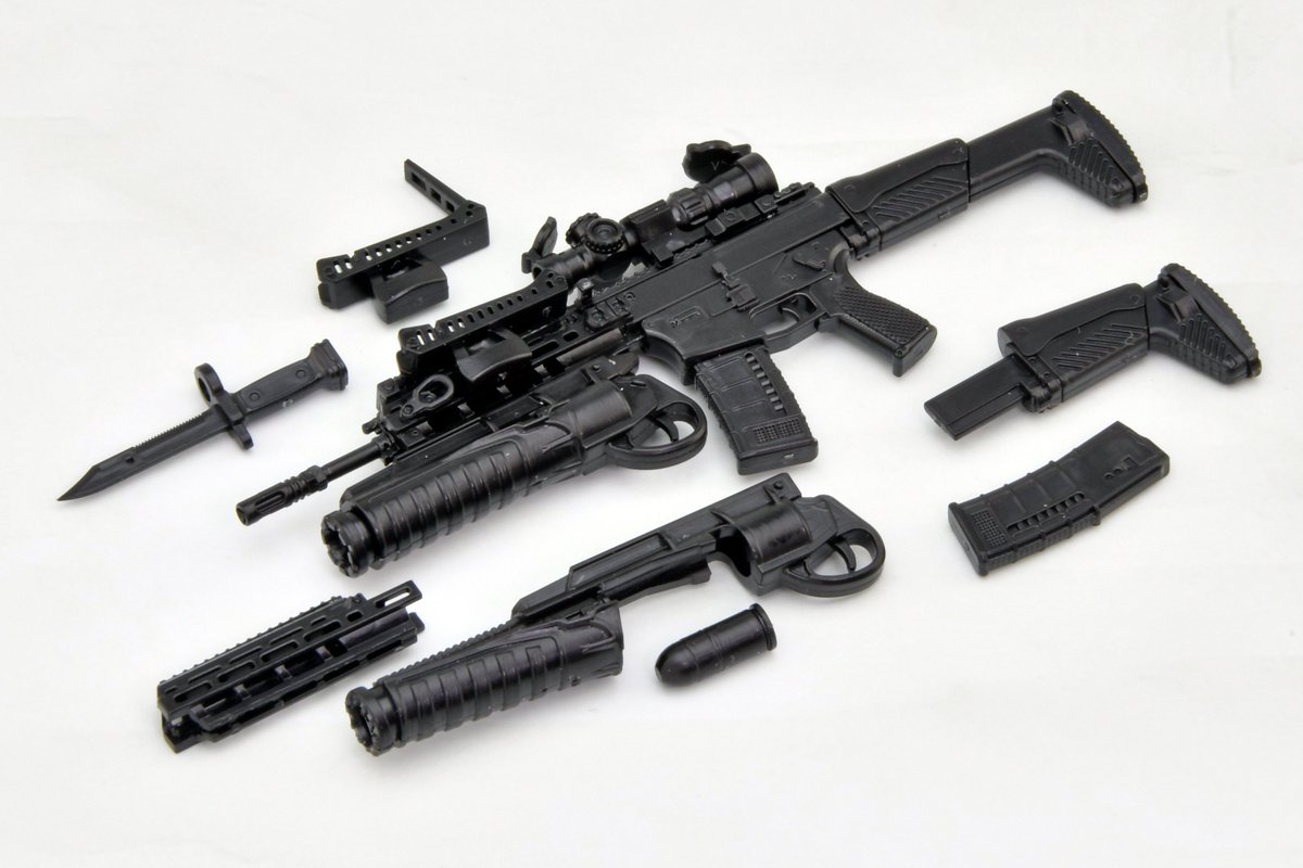 LittleArmory's tweet image. ＼好評発売中 #リトルアーモリー ／
20式小銃＆てき弾発射器

自衛隊の最新ライフル、20式がグレラン付きモデルになって登場！
ノーマルタイプのリトアモ20式とは異なるマークスマン向けスコープが付属しています。
箱絵は、制服姿の豊崎二等陸尉👩‍🏫

取材協力：陸上自衛隊 武器学校