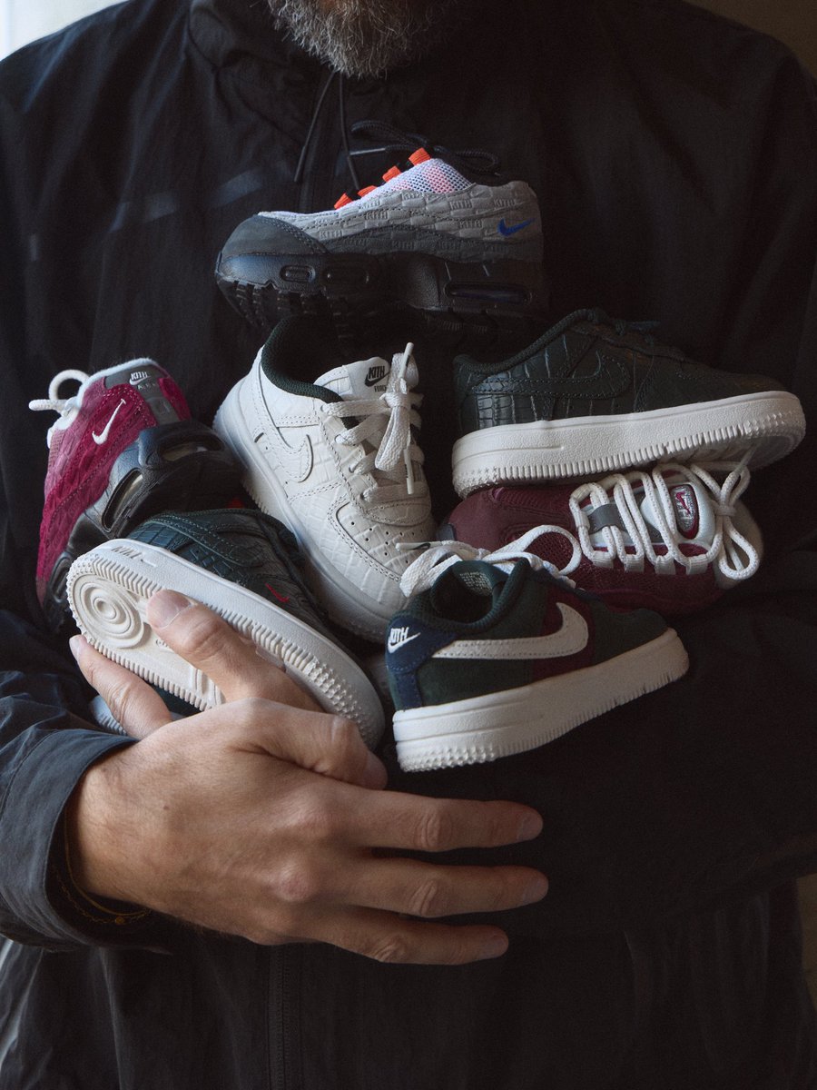 JustFreshKicks tweet media