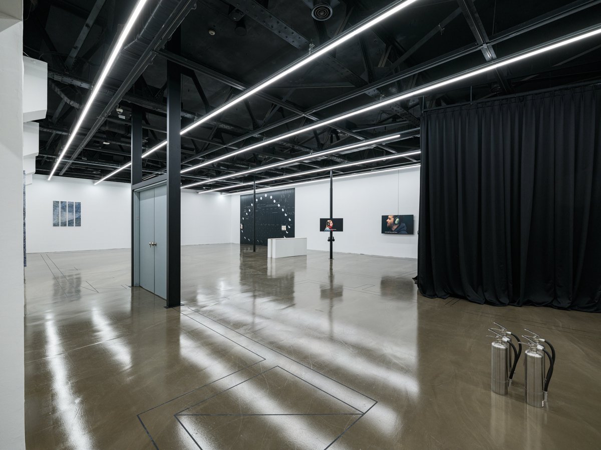 ArkoArtcenter's tweet photo. [현재전시]
✔ 2025 아르코 예술창작실 작가전
《인 시투 𝙄𝙣 𝙎𝙞𝙩𝙪》
2025.11.20.-1.18.

✨𝙊𝙋𝙀𝙉✨

2025 아르코 예술창작실 작가전 《인 시투 𝙄𝙣 𝙎𝙞𝙩𝙪》가 오늘부터 개막합니다. https://t.co/oPEk6d9UFm