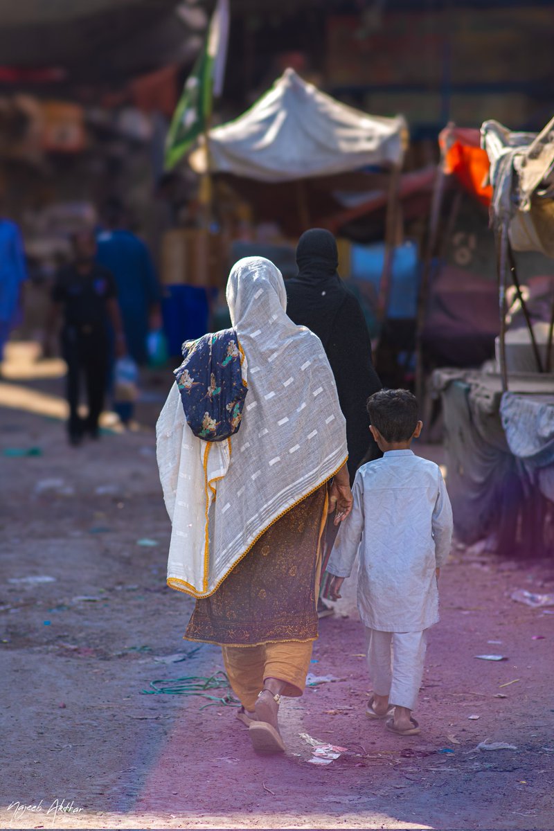 NajeebAktar's tweet photo. lee market karachi
#leemarket #Karachi #foryou #unfeez #Nikon #nikonphotography #najeebakhtar https://t.co/YWuPaCGzRv