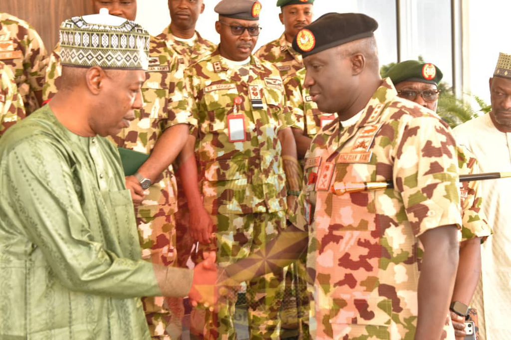 HQNigerianArmy's tweet image. PRESS RELEASE

 COAS VISITS BORNO, CHARGES TROOPS TO SUSTAIN VIGILANCE, AGGRESSIVE POSTURE 

The Chief of Army Staff (COAS), Lieutenant General Waidi Shaibu, has charged troops of Operation HADIN KAI (OPHK) to sustain vigilance, avoid complacency, and maintain aggressive posture…