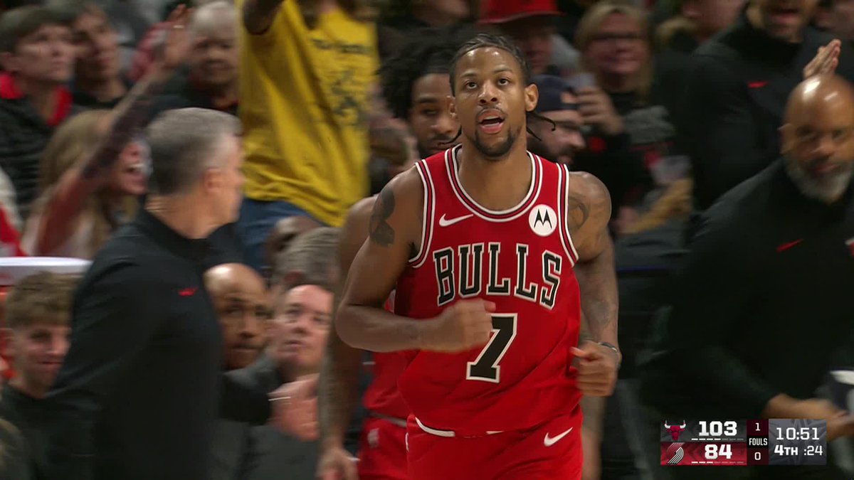 PUT IT IN REVERSE TERRY.

@DalenTerry | @CHSN__ 