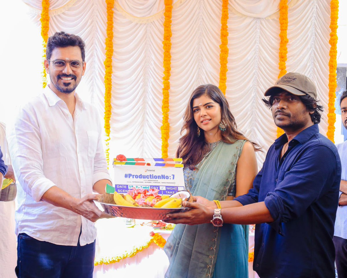 Ulaga_Cinema's tweet photo. #KalyaniPriyadarshan's Next
#PotentialStudios Production No 7 https://t.co/1BBIyk1thE