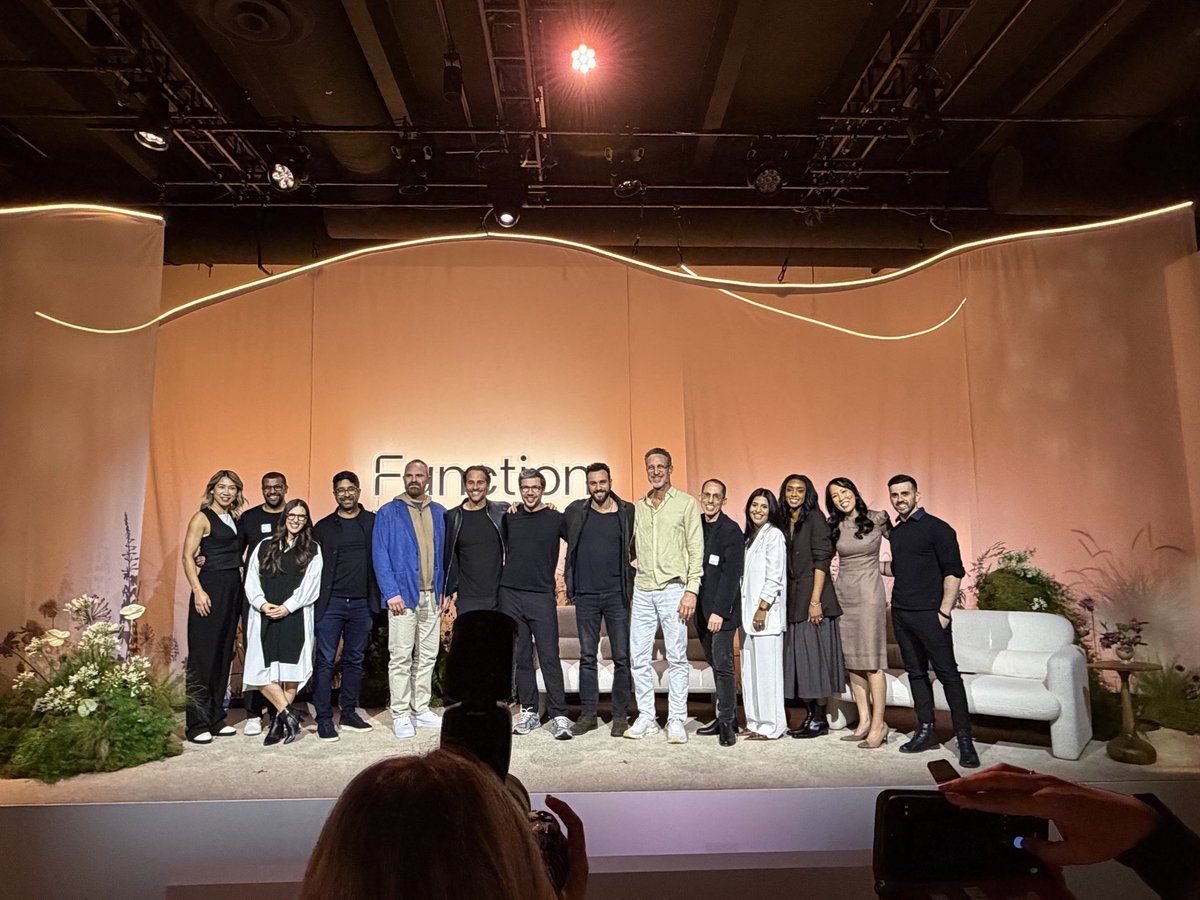 Odile_Roujol's tweet image. Congrats @function team! 
“It is not good enough to be in a world where AI exists and not be applying it to your health,” Jonathan Swerdlin, “You should be able to manage your biology. The objective of Function Health is to apply the best available technology to human health.”