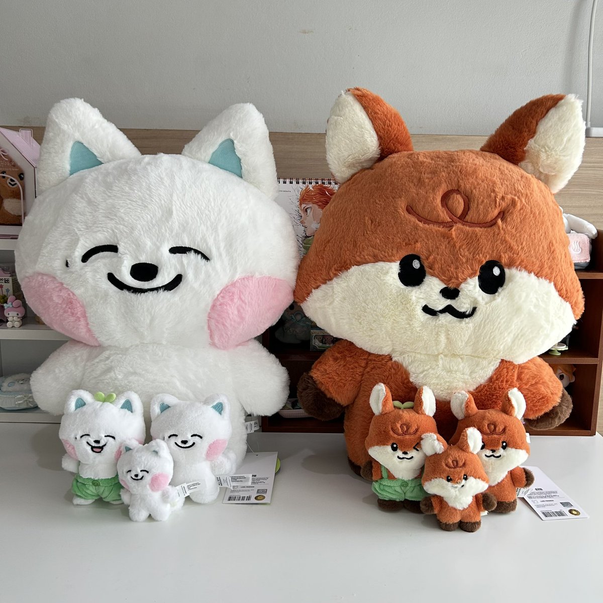 milkbreadsx's tweet image. jjed &amp;amp; jjun fam 🐶🦊♡︎