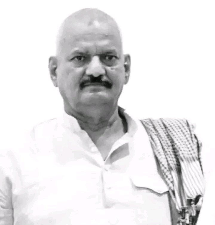 dheerusinghh's tweet image. मऊ जिले के घोसी विधानसभा से विधायक आदरणीय सुधाकर सिंह जी के देहावसान का अत्यंत दुःखद समाचार मिला। 

ईश्वर उनकी आत्मा को शांति दें और परिवार जनों को दुःख सहन करने की शक्ति दें। 

ओम शांति🙏🙏