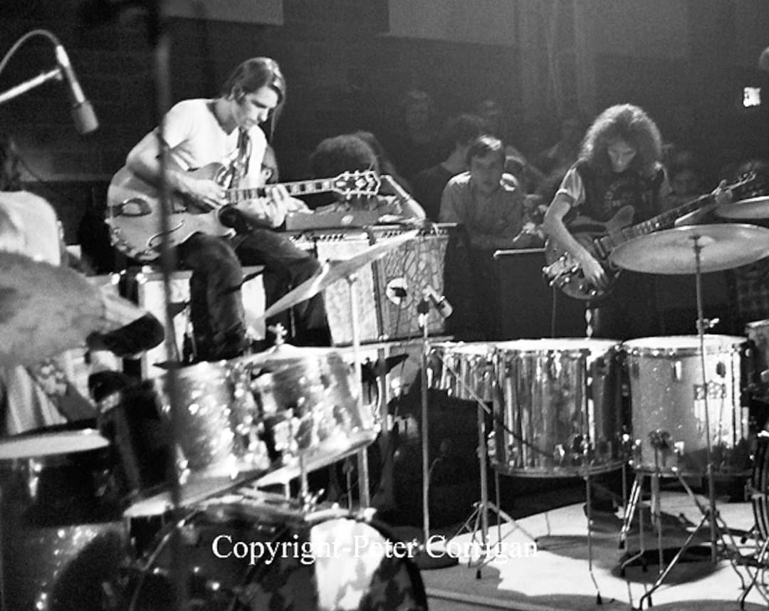 Reelin' and Rockin'
the Dead rocked the Palestra until 3:30 am. and after that people were still screaming for more
deadsources.blogspot.com/2020/10/novemb…
The Grateful Dead’s first ever show in Rochester 11/20/70
archive.org/details/gd70-1…
📷 Peter Corrigan