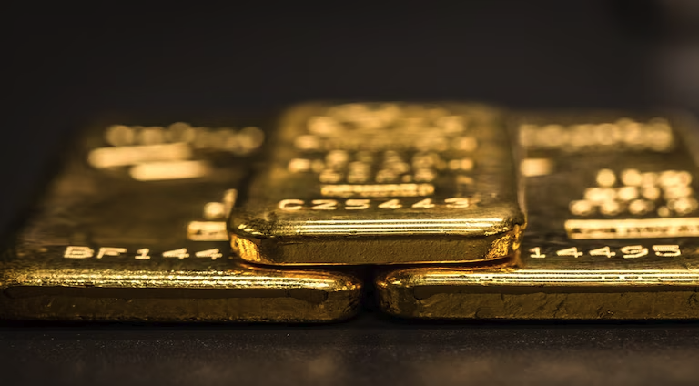 amitbhawani's tweet image. Massive SGB returns unlocked! 

→Investors bought this SGB at ₹2,951 per gram
→RBI has now fixed the redemption price at ₹12,300
→A 317% return ~19.7% CAGR (without adding 2.5% yearly interest)

SGB 2017-18 Series VIII is one of the highest-return gov-backed products.