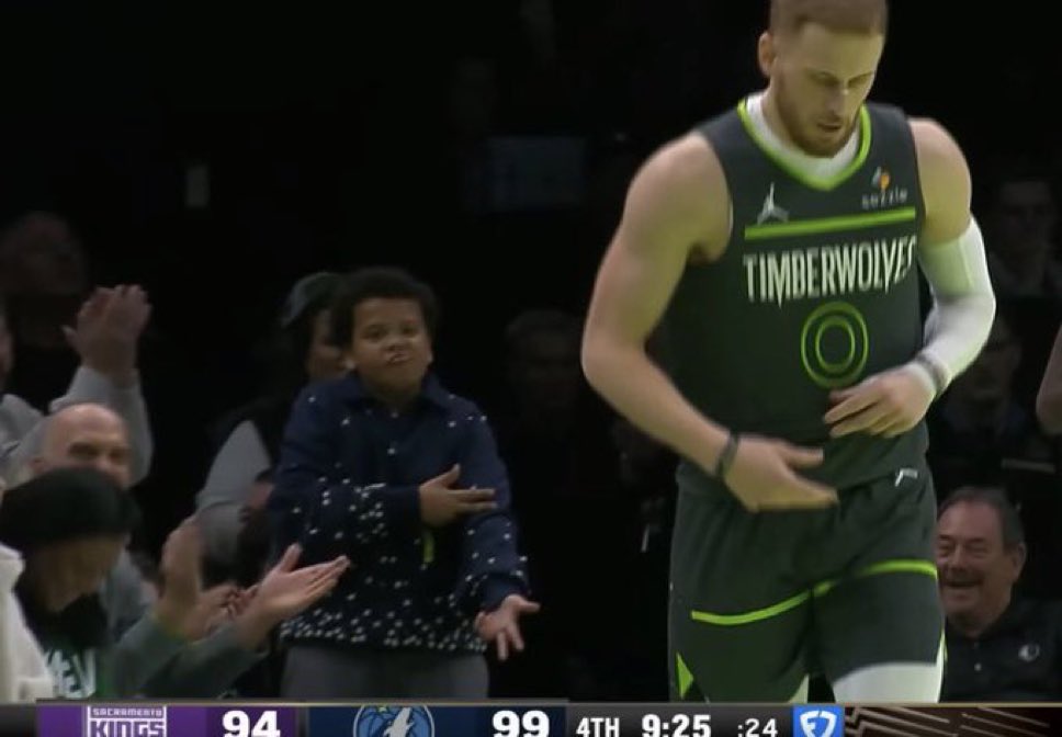 Ovovengeful's tweet image. #shamet