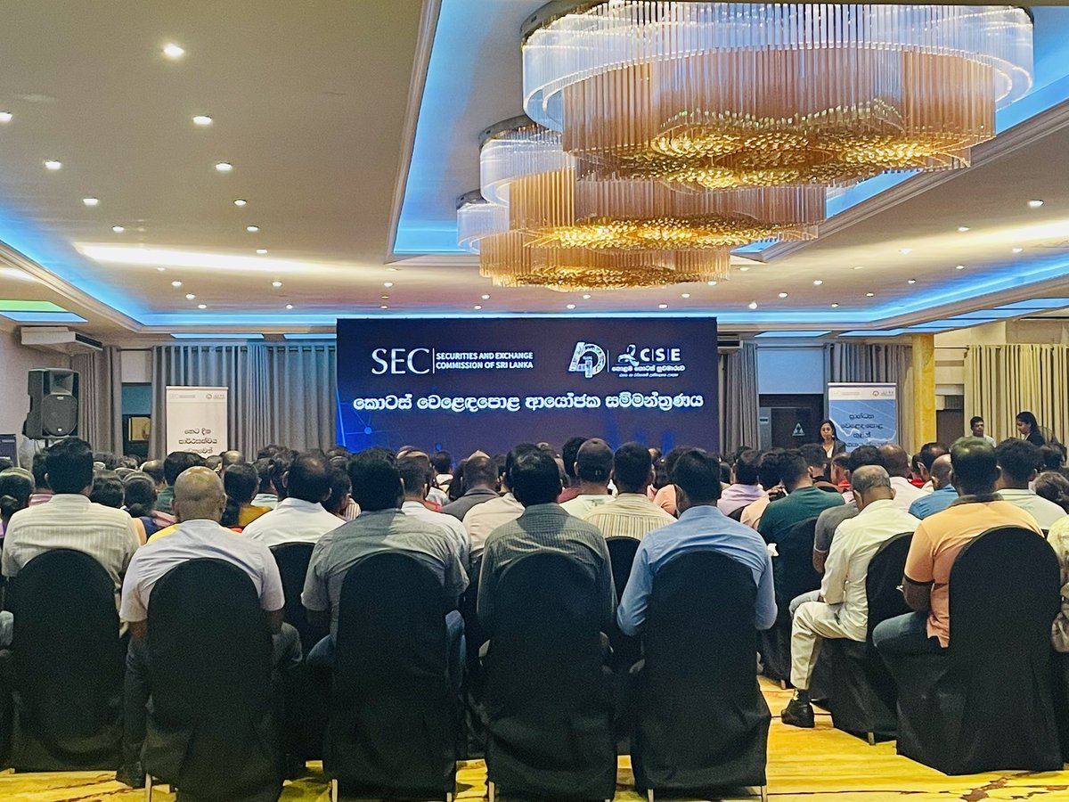 EquitywithDilu's tweet image. Taking part at the CSE Investor Forum and Recruitment Drive in Gampaha. 
Every citizen in the country deserves the awareness about share market and wealth creation opportunities. Wonderful to see a full house. @CSE_Media #ambeon 
#CSE #investment #wealthcreation #sharemarket…