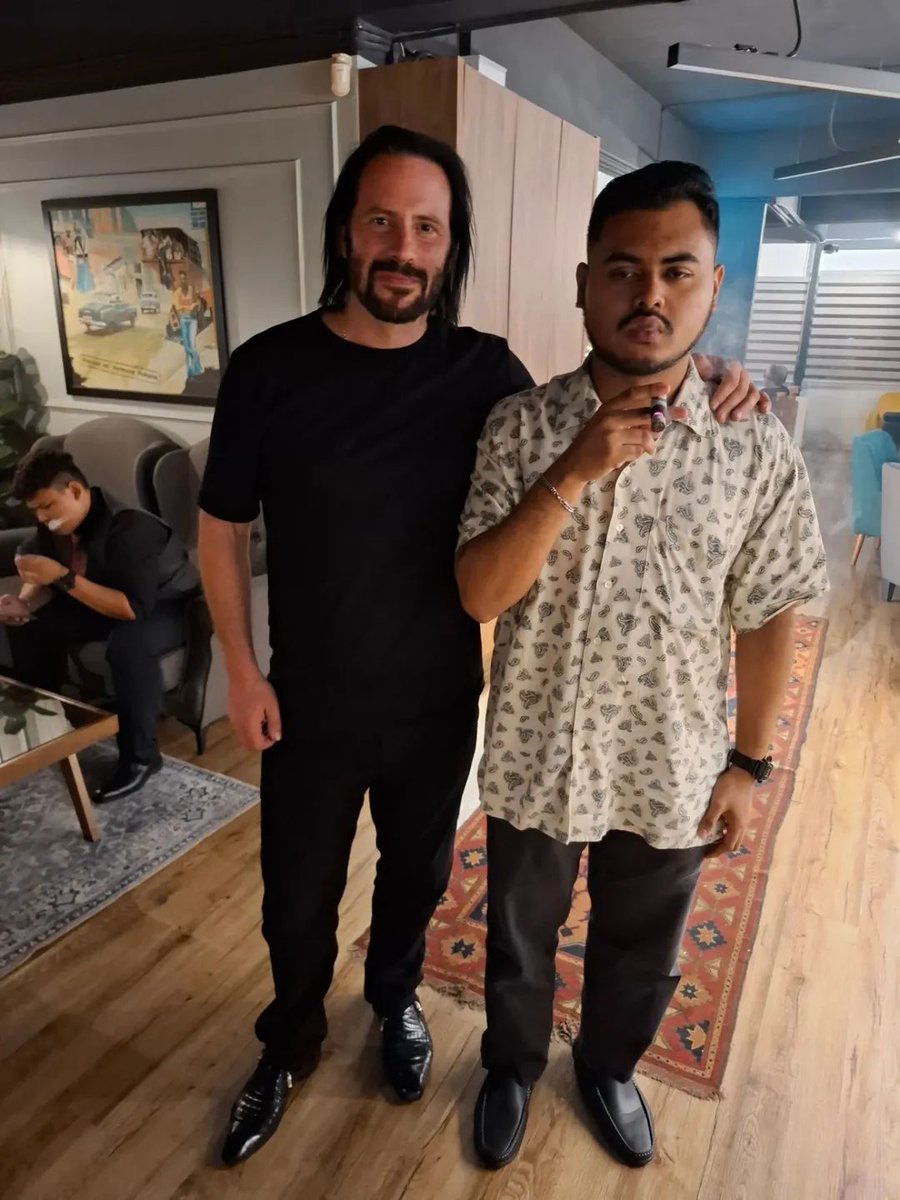 haifprogram's tweet image. Finally get to meet the Babayaga of Cigar himself. It's an honour to meet ya @adamlevinelofb of @lofbritual !