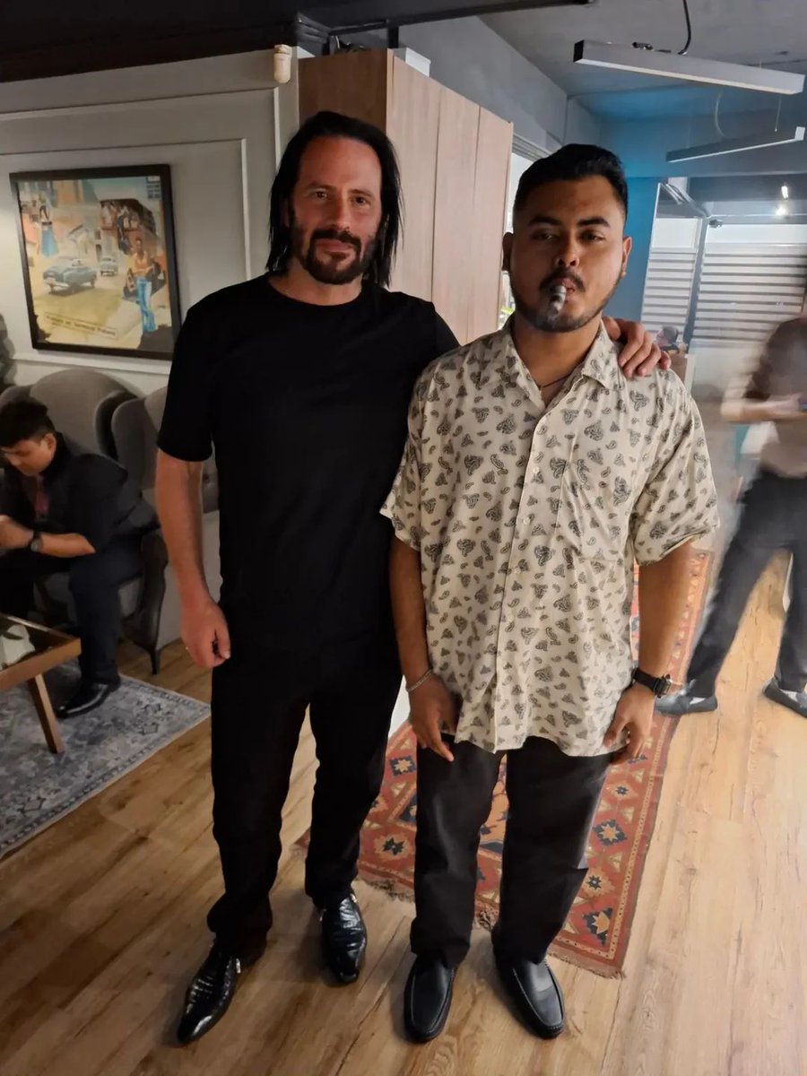 haifprogram's tweet image. Finally get to meet the Babayaga of Cigar himself. It's an honour to meet ya @adamlevinelofb of @lofbritual !