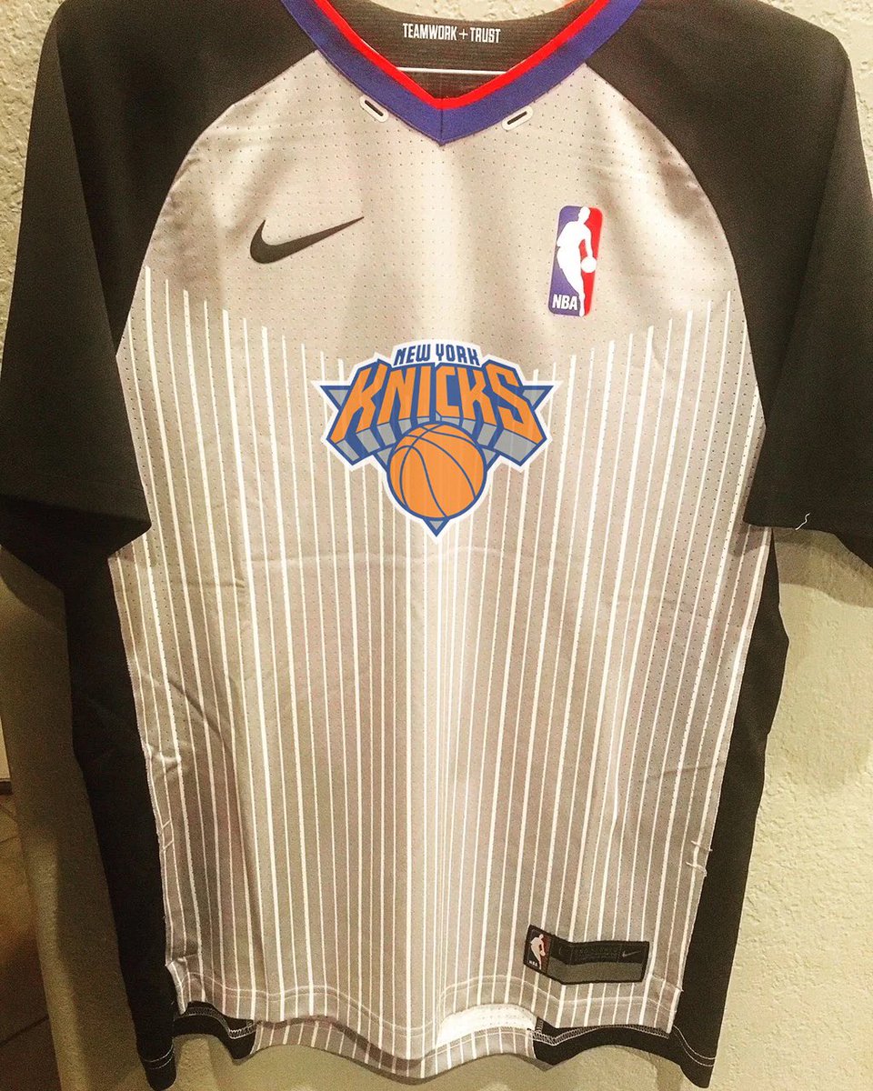 The Knicks star player was clutch on that final play.
I'm definitely buying his jersey 🔥