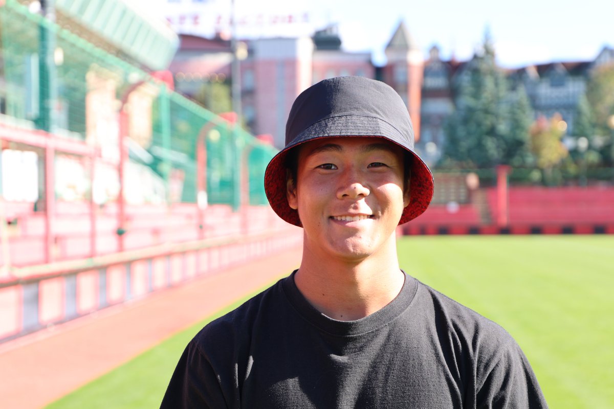 consaofficial's tweet image. 11/29(土)愛媛戦は、#ISHIYAサンクスマッチ2025⛄
来場先着21,000名様に #リバーシブルハット をプレゼント☺赤面にはたくさんのドーレくんが散りばめられています🦉
※アウェイゾーンでの配布はございません
※チケット1枚につき1つのお渡しとなります…