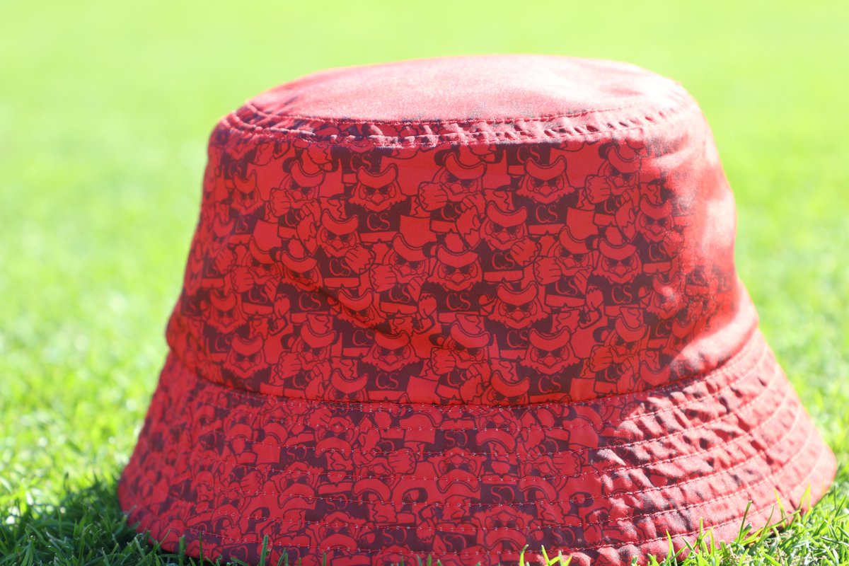 consaofficial's tweet image. 11/29(土)愛媛戦は、#ISHIYAサンクスマッチ2025⛄
来場先着21,000名様に #リバーシブルハット をプレゼント☺赤面にはたくさんのドーレくんが散りばめられています🦉
※アウェイゾーンでの配布はございません
※チケット1枚につき1つのお渡しとなります…