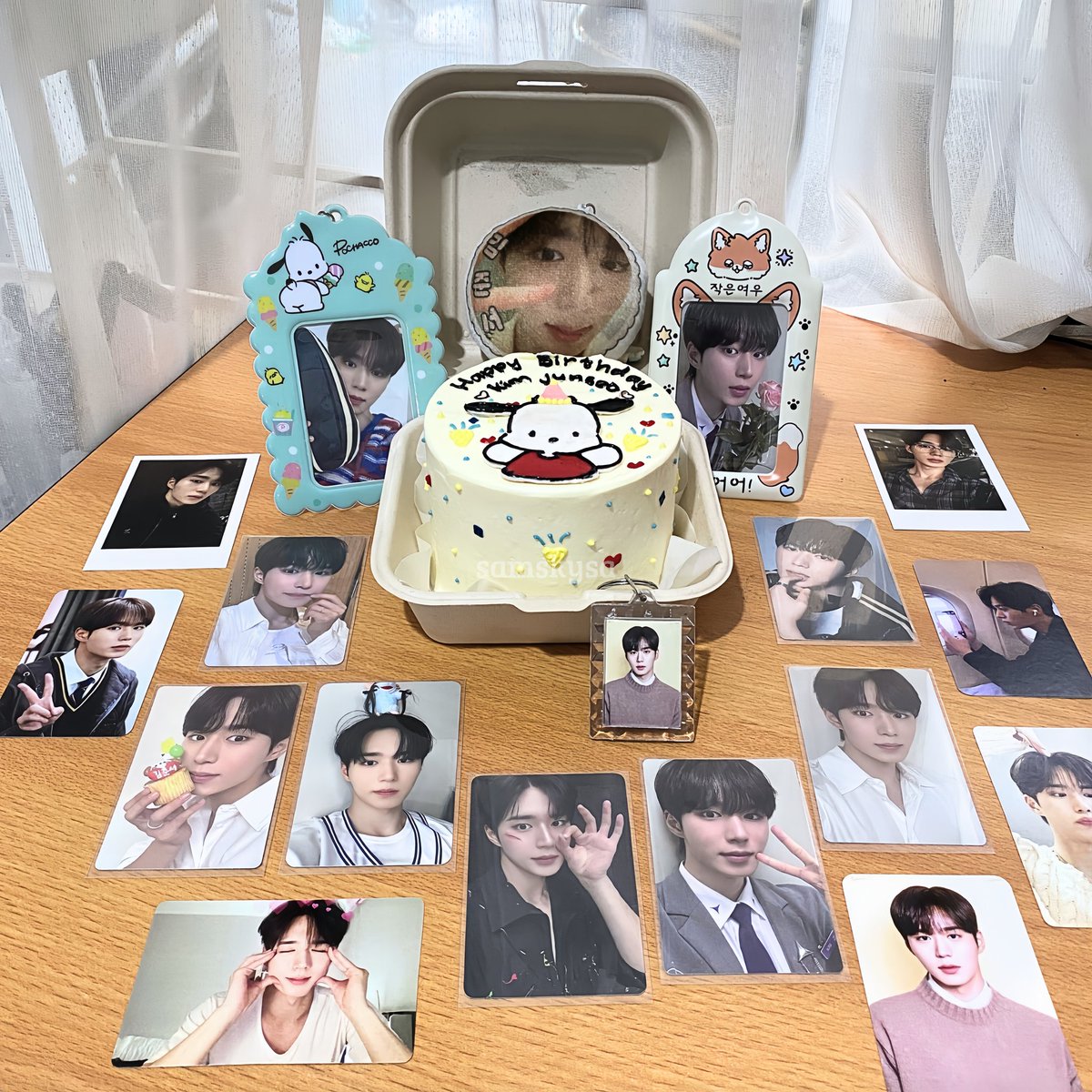 samskysa's tweet photo. 🍀🤍 Happy Junseo Day 🤍🍀

I'm truly grateful to be with you again this year. May happiness and success continue to follow you. Your dreams of all these years will soon come true. Let's continue to be together in the coming year. 🤍

#준서 #JUNSEO 
#ALPHADRIVEONE #ALD1 https://t.co/ziS9JNC8jG