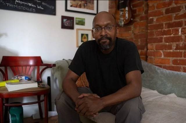 njoyzgrl81's tweet image. Free Dexter Taylor. 

Dexter Taylor, a law-abiding 53-year-old data engineer and father from Brooklyn, will spend the next 10 years in a New York state prison for his home gunsmithing experience. His only crimes were living in a state that does not recognize his Second Amendment…