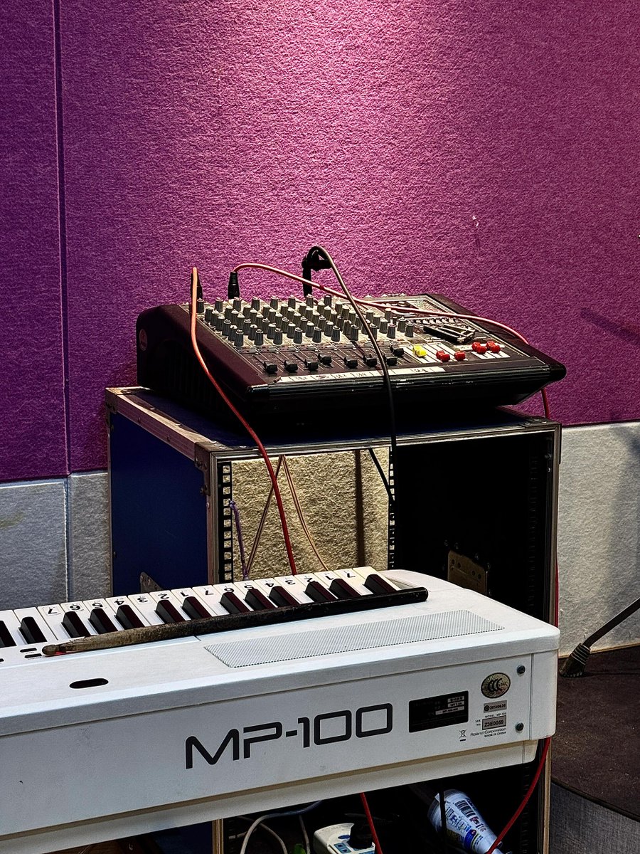 dcmgpp's tweet image. ゆっくりやっていきましょう。ピアノの練習がまた始まりました。
完璧を目指すのではなく、昨日より少しでも近づけるように努めています。