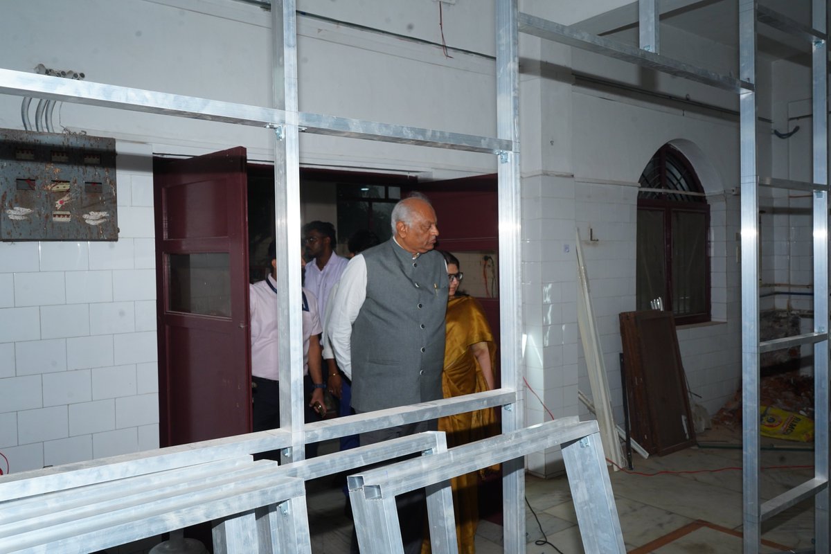 NFSUinChennai's tweet image. They also reviewed and provided strategic guidance on the ongoing development of the transit campus of @NFSUinChennai, setting the roadmap for our future growth.

#NFSUChennai #ForensicScience #CampusDevelopment #NFSU #HigherEducation