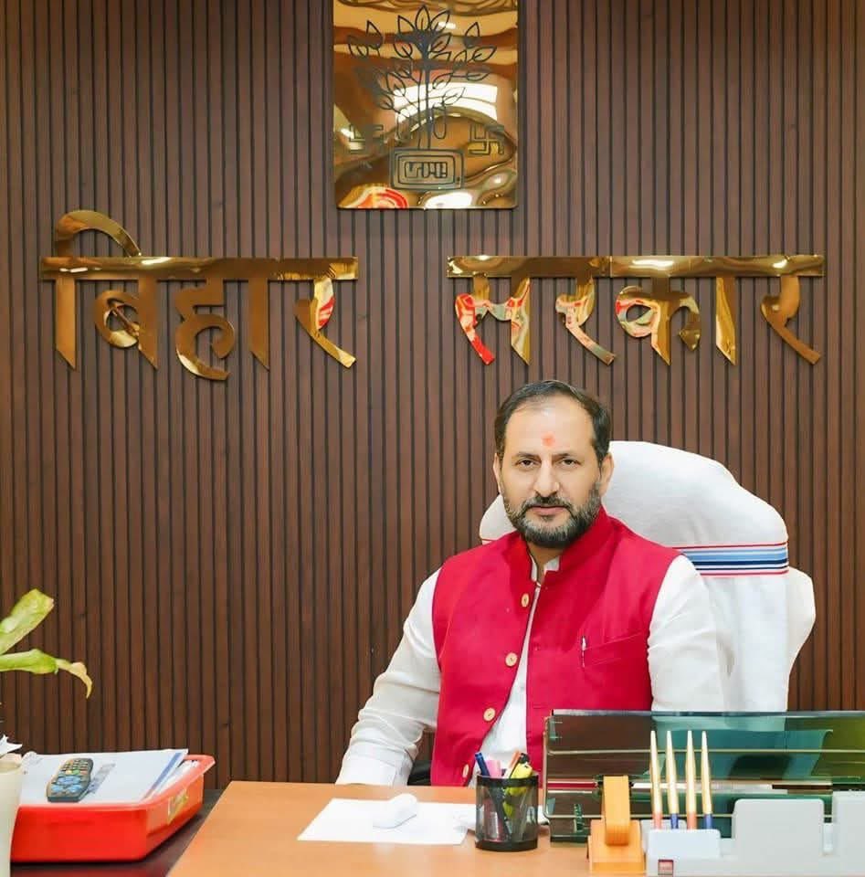 Amanb_bhadawar's tweet image. बिहार में सबसे ज्यादा सांसद ( 6 ), विधायक ( 32 ) बनने वाले क्षत्रिय समाज की स्थिति

न केंद्र में कैबिनेट मंत्री, न ही प्रदेश अध्यक्ष, न ही सन्गठन मंत्री, न विधानसभा अध्यक्ष, न ही उप मुख्यमंत्री और अब न मंत्रिमंडल में ऊचित प्रतिनिधित्व

दरी बिछाओ में एकाधिकार