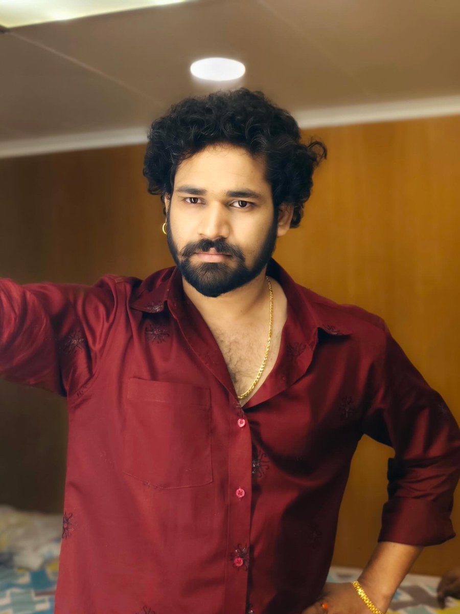 yazurvedgurram's tweet photo. #AndhraKingTaluka #rapo22 ❤️😎 https://t.co/16iybYXtph