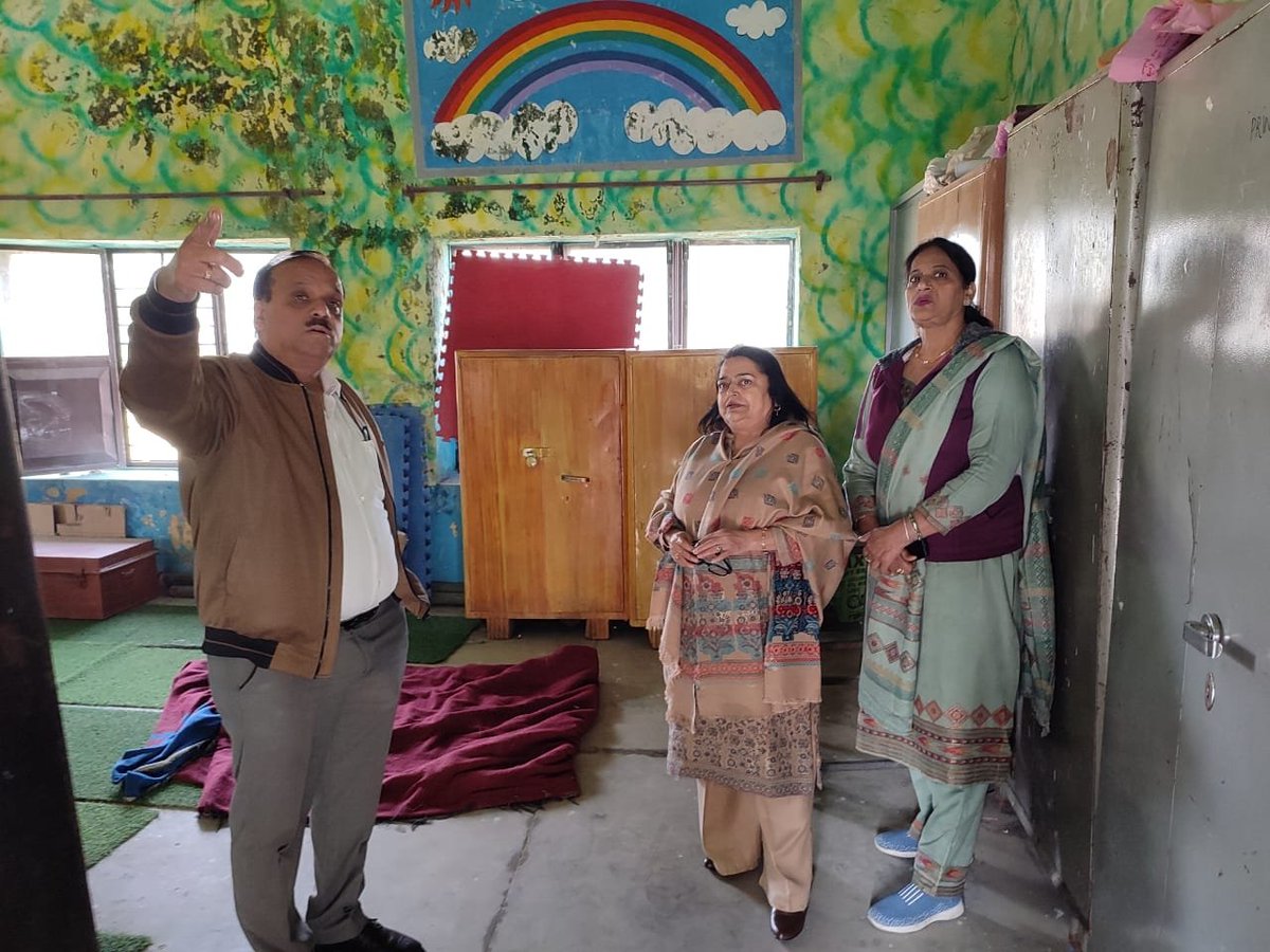 CEOJAMMU's tweet photo. Conducted an extensive visit to High School Dhammi, Nagrota; Boys High School Kandoli, Nagrota; &amp; Higher Secondary School, Nagrota on 20th Nov., 2025 to review the academic performance of the students along with the assessment of the infrastructural status of these institutions. https://t.co/fIVz4yu1Qp