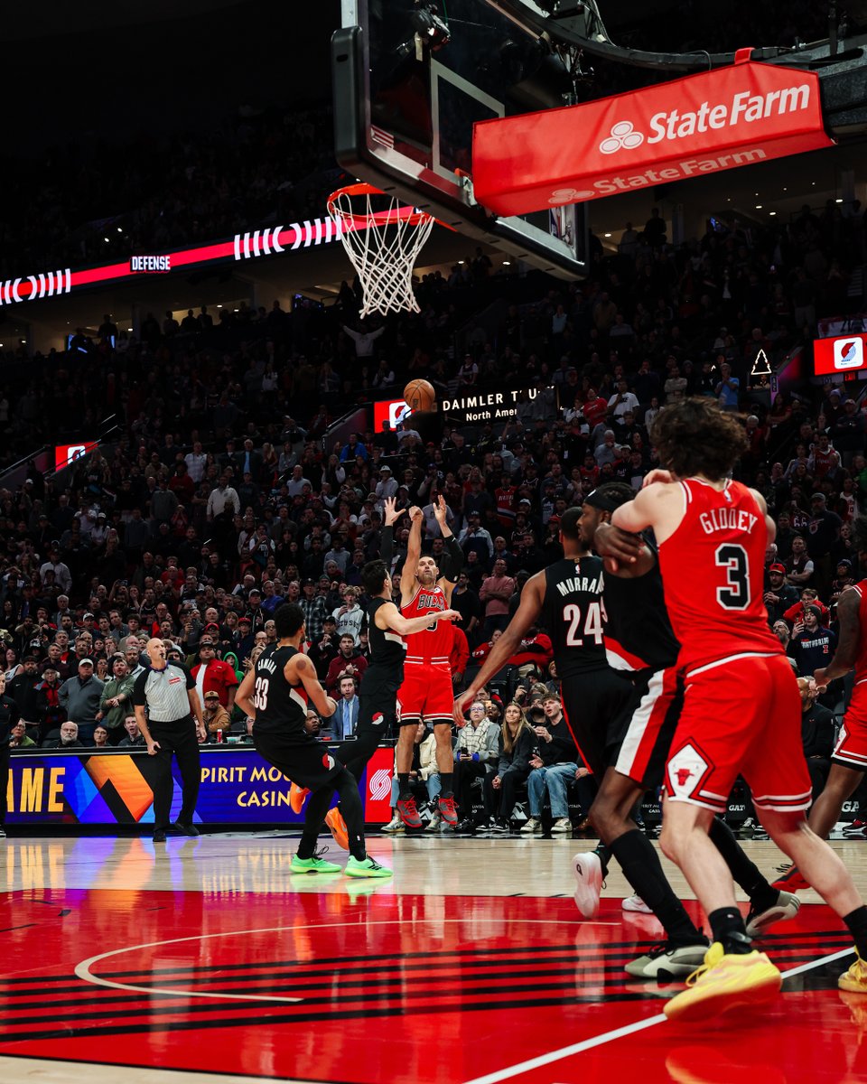 GAME. BLOUSES. VOOCH.  