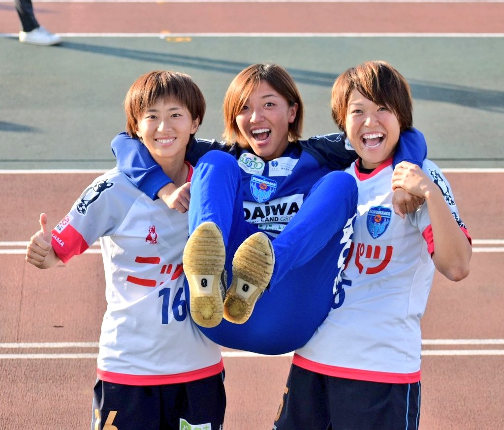 ULTRA_gol's tweet photo. こす引退。本当にお疲れ様でした。
(ﾘﾘｰｽの時にｺﾒﾝﾄしたけど改めて…)

全ての物事を自分のパワーに変えることができるこす。こすの取り組む姿勢🔥や諦めない姿勢🦵にたくさんのチカラを貰ったのは俺だけじゃないはず！

これからの人生に幸あれ！

ありがとう。
#小須田璃菜 @kooosu16 ✈️ 👮 https://t.co/fvaqU52UwC