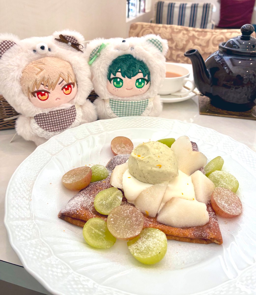 原画展!前回東京よりゆっくり見れて良かった🥲✨ずっとズビズビ泣いてた
ステッカー東京と大阪でおさななが揃って歓喜 