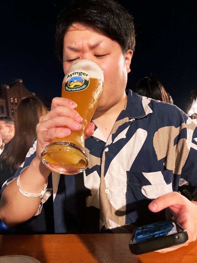 wk_nxlv's tweet photo. ヱヰ十で一番狂気を秘めた男MARU。

今日が���生日らしい。おめでとう🎉

95年生まれ同士、まだまだ切磋琢磨してこう。靴は片方どっかやらないようにね。

これからもよろしく！ https://t.co/IgBKLe7l3w
