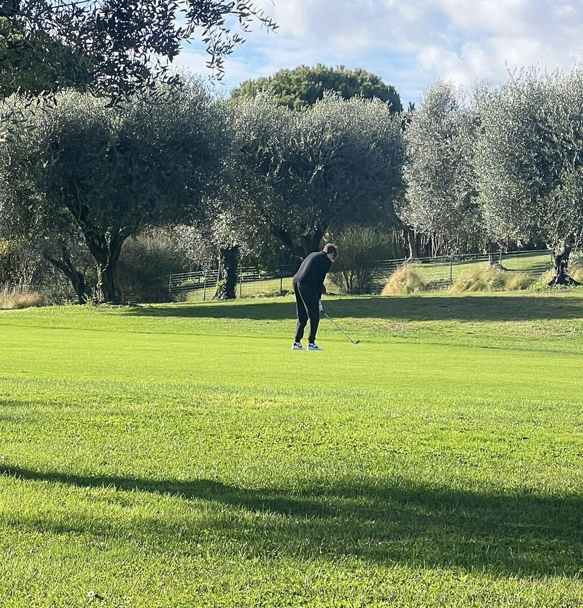 pmic56's tweet photo. #sinner a Gardagolf ⛳️ 2 giorni di fila nel campo più bello  e impegnativo del lago di Garda😉 https://t.co/0UIrs9cBv3