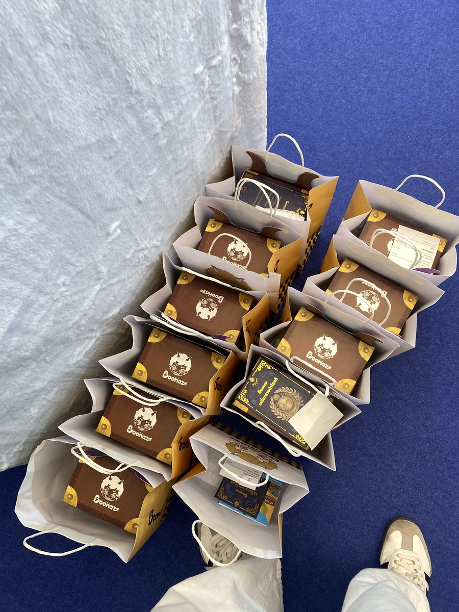 wich1a's tweet image. ทุกคนเราแจกคนละ 1 ใครรับมาทักได้นะคะ #BoonazxBamBam @BamBam1A #BamBam