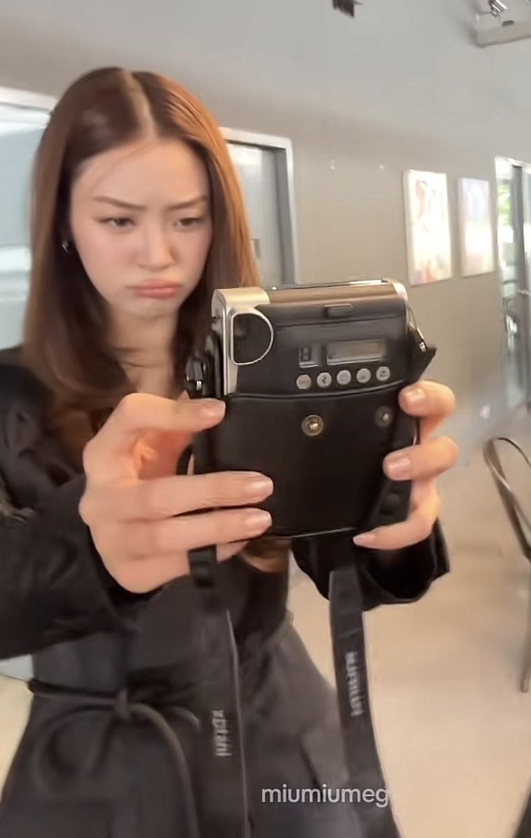 burrit00s's tweet image. I ENVY THIS FAN SOOO MUCH! 😭 LOOK AT THAT PC!
#MiuNatsha #LenaMiu
vt.tiktok.com/ZSfYYhja2/